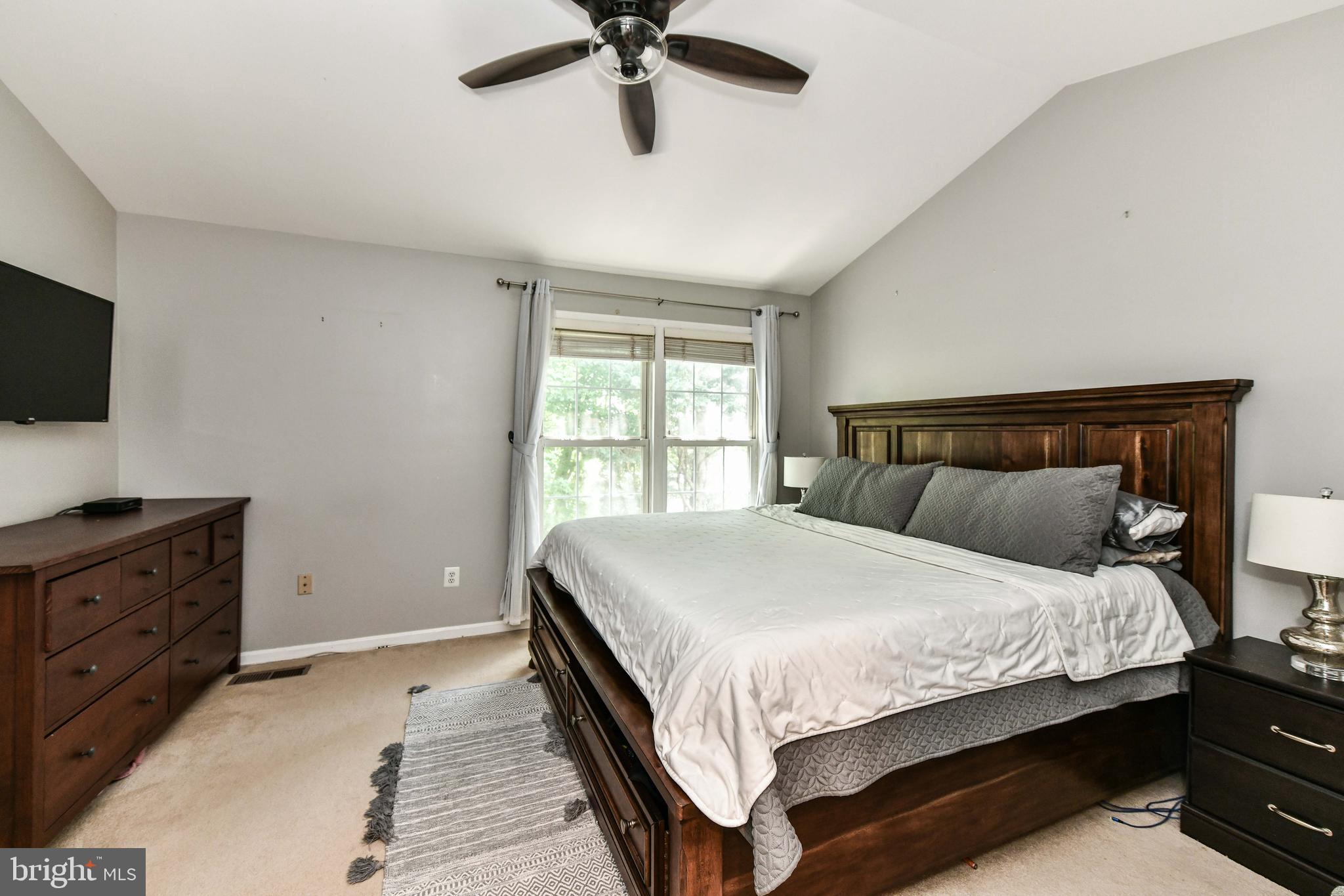 CASCADES - Residential Lease