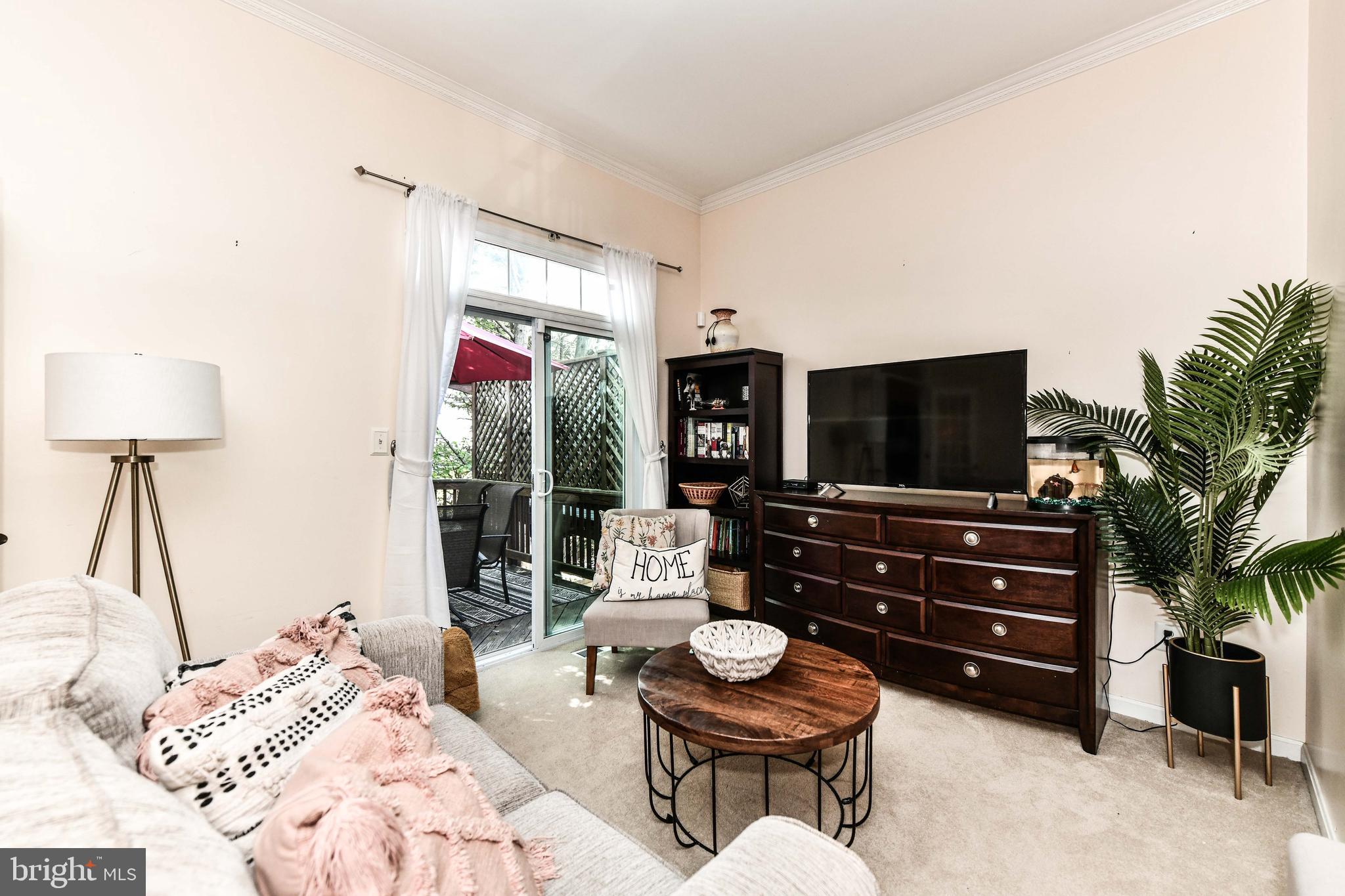 CASCADES - Residential Lease