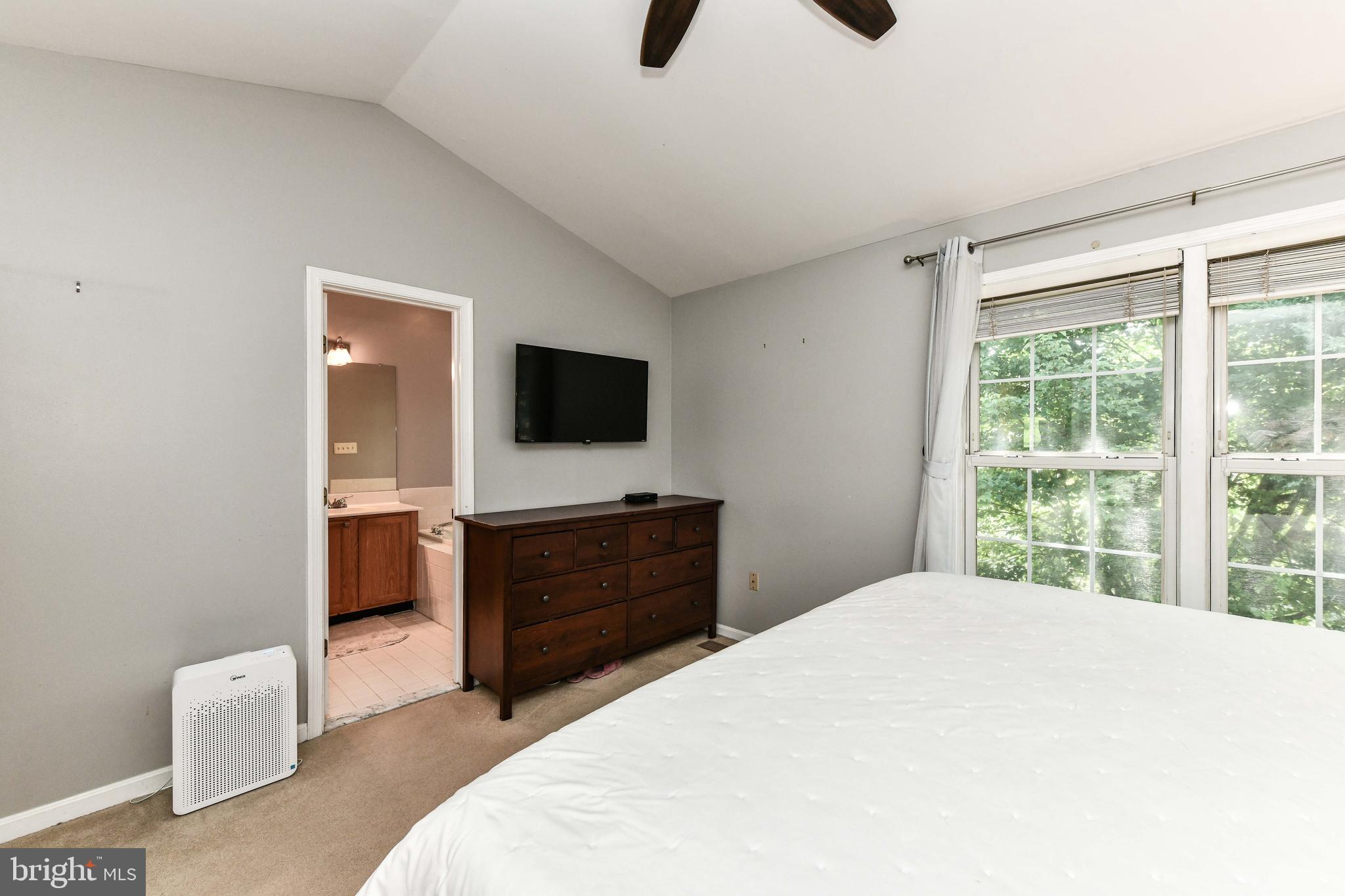 CASCADES - Residential Lease