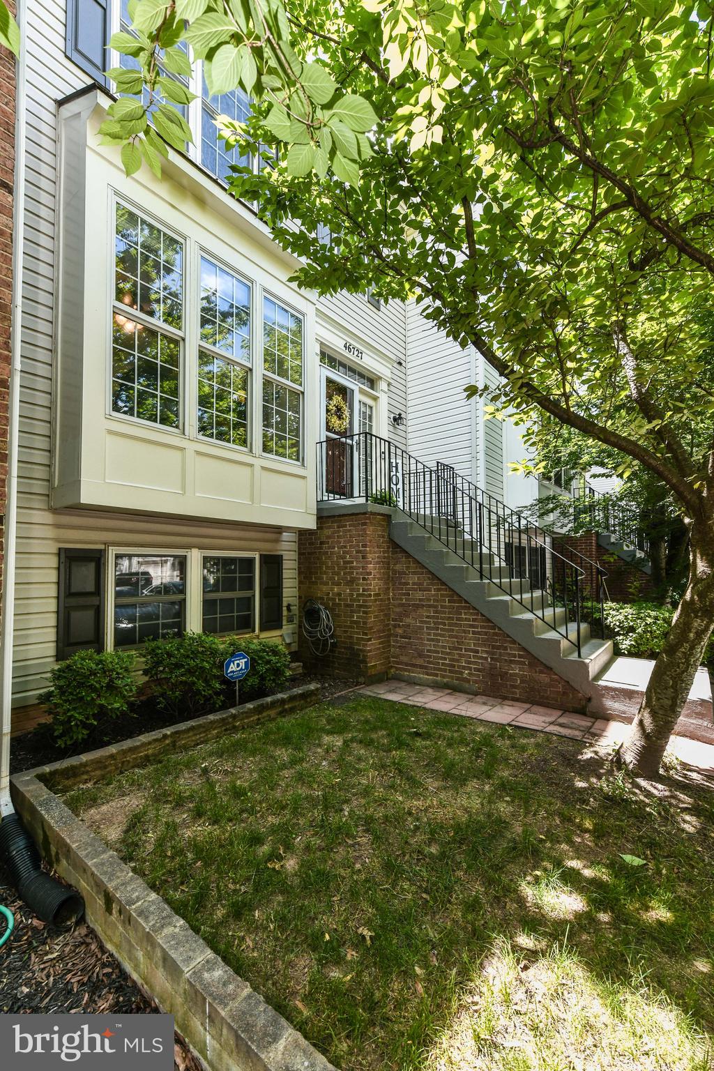 CASCADES - Residential Lease