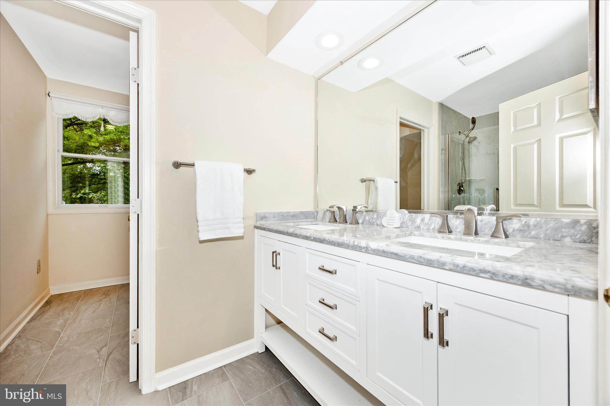ORCHARD RIDGE - Residential