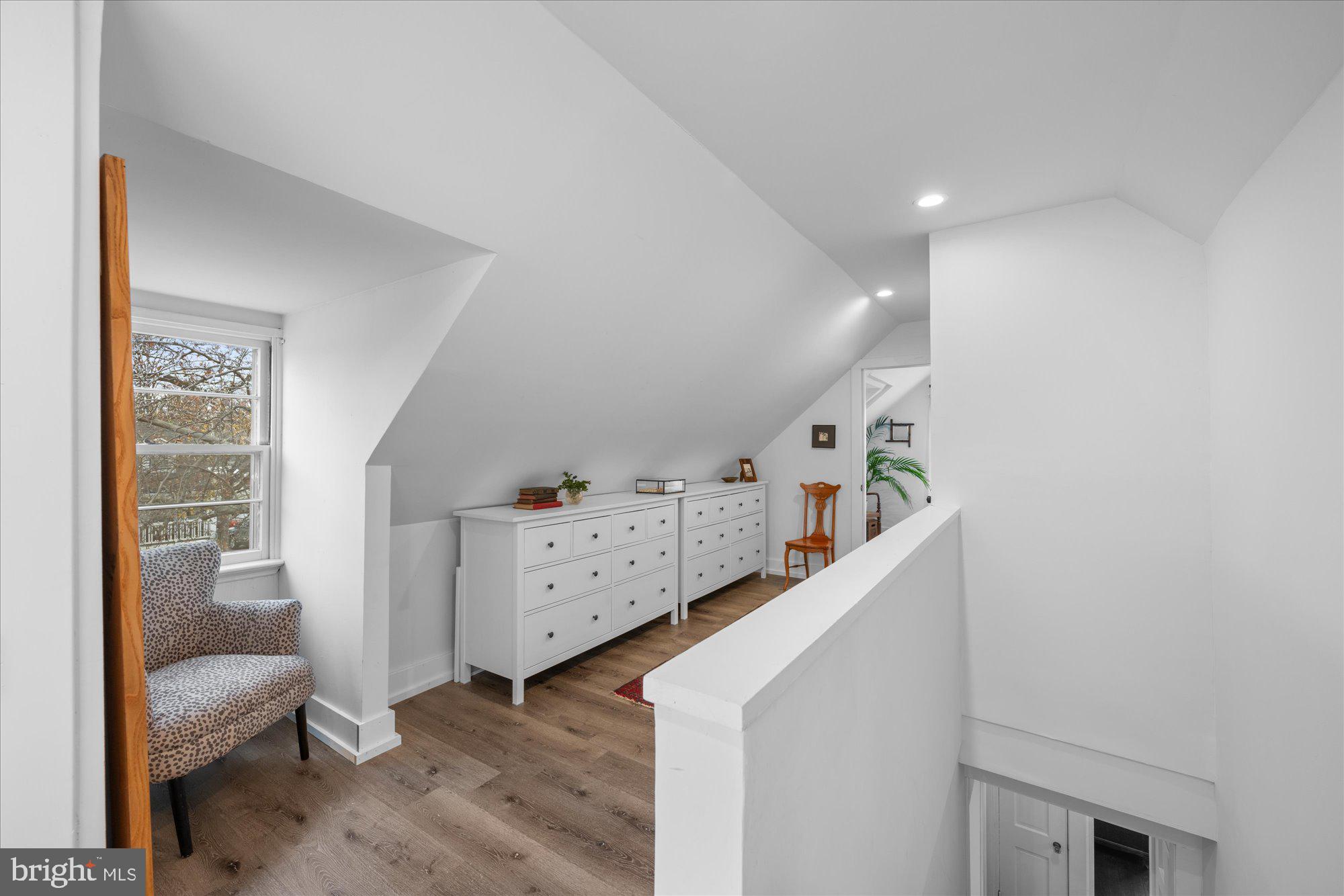 HOMEWOOD - Residential