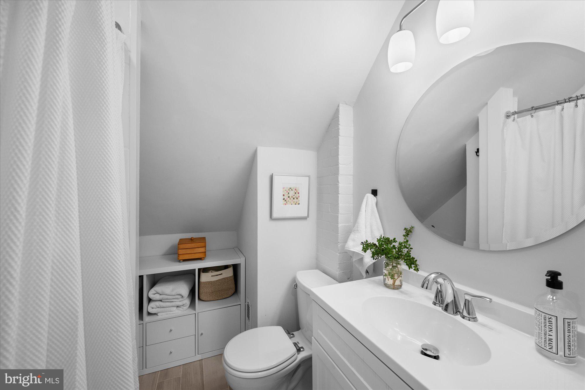 HOMEWOOD - Residential