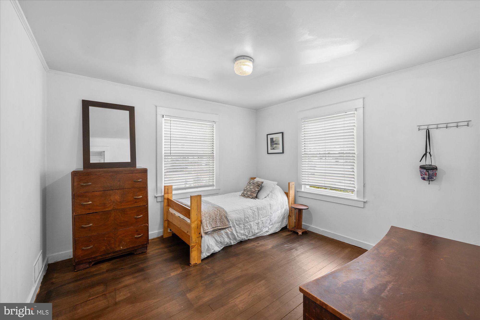 HOMEWOOD - Residential