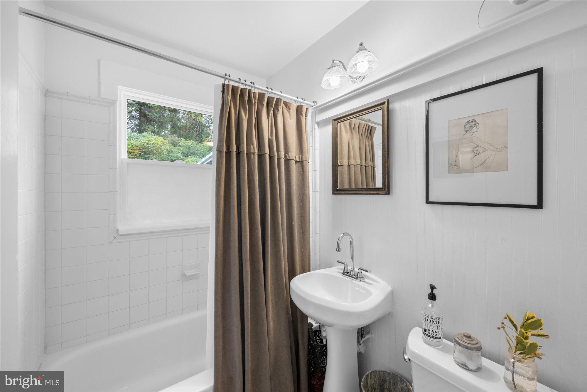 HOMEWOOD - Residential