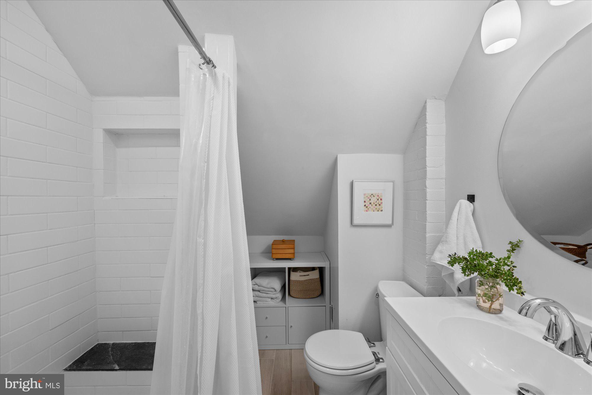 HOMEWOOD - Residential