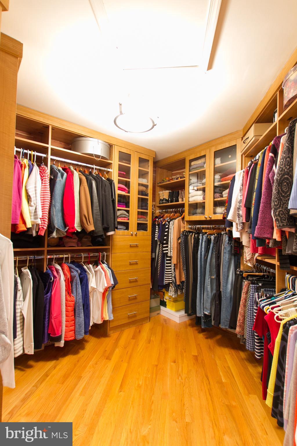 COLLINGWOOD - Residential