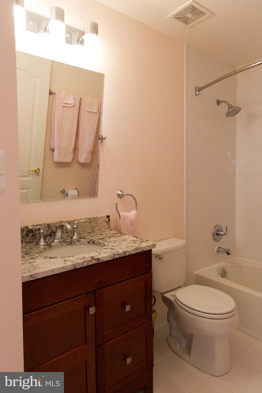 COLLINGWOOD - Residential