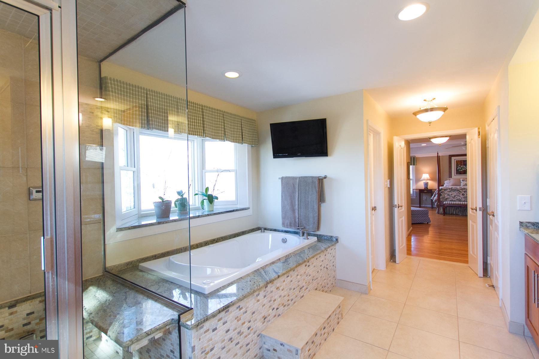 COLLINGWOOD - Residential