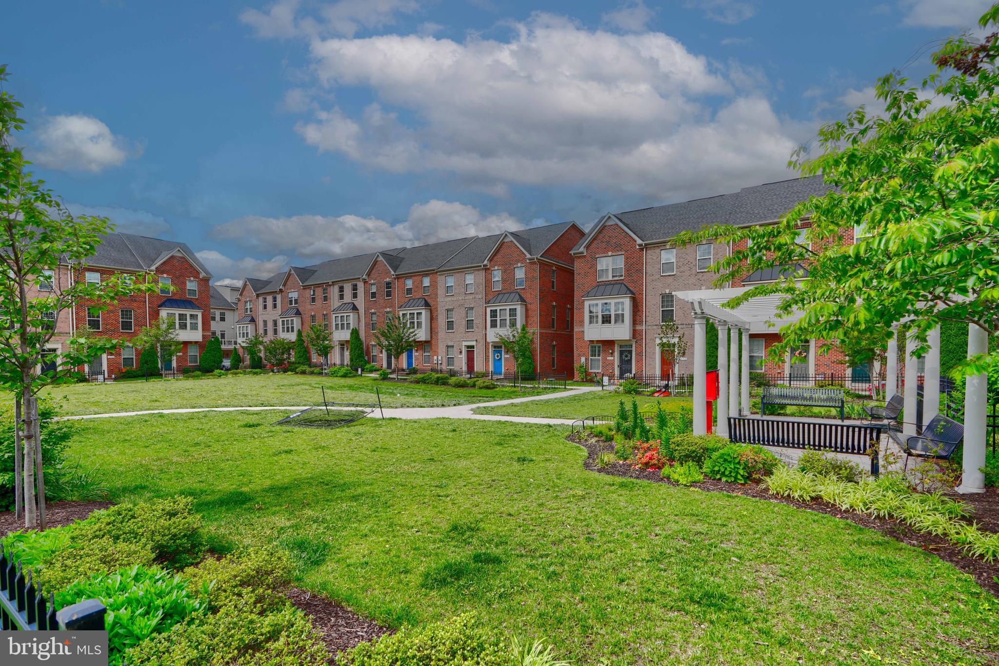 O'DONNELL SQUARE - Residential