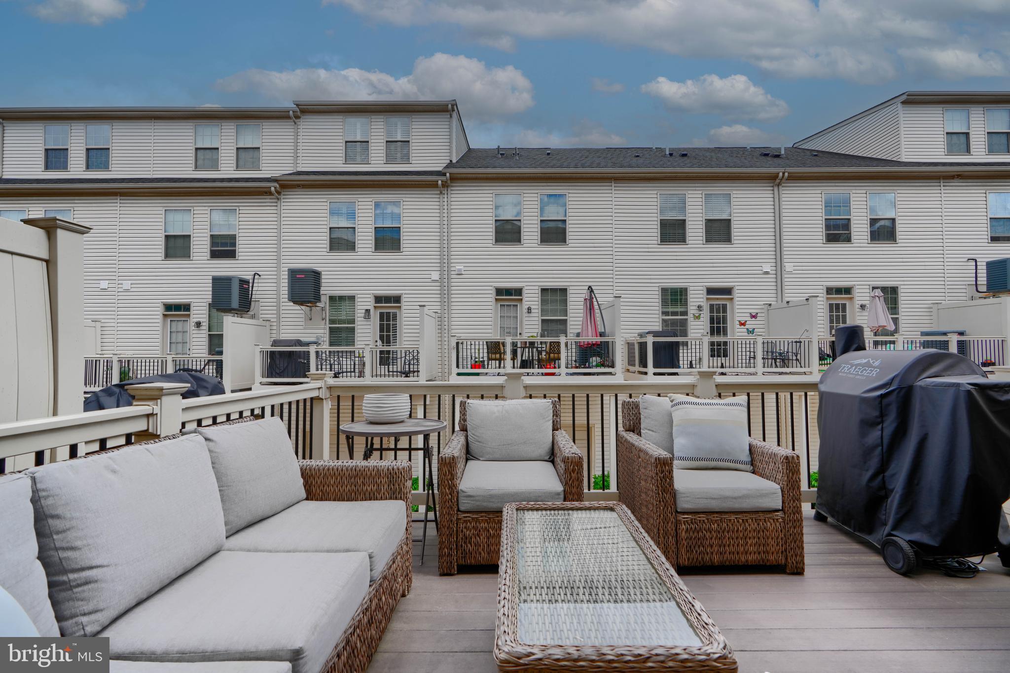 O'DONNELL SQUARE - Residential