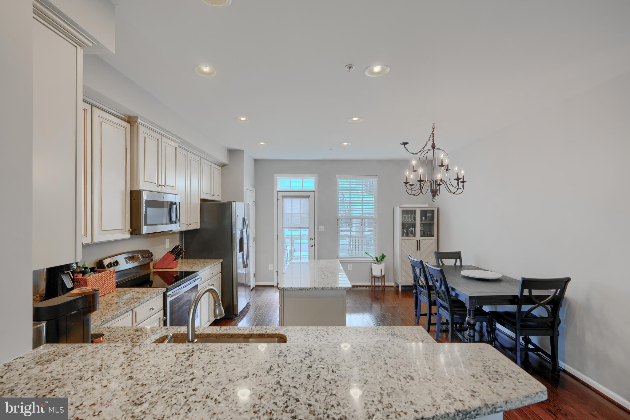 O'DONNELL SQUARE - Residential