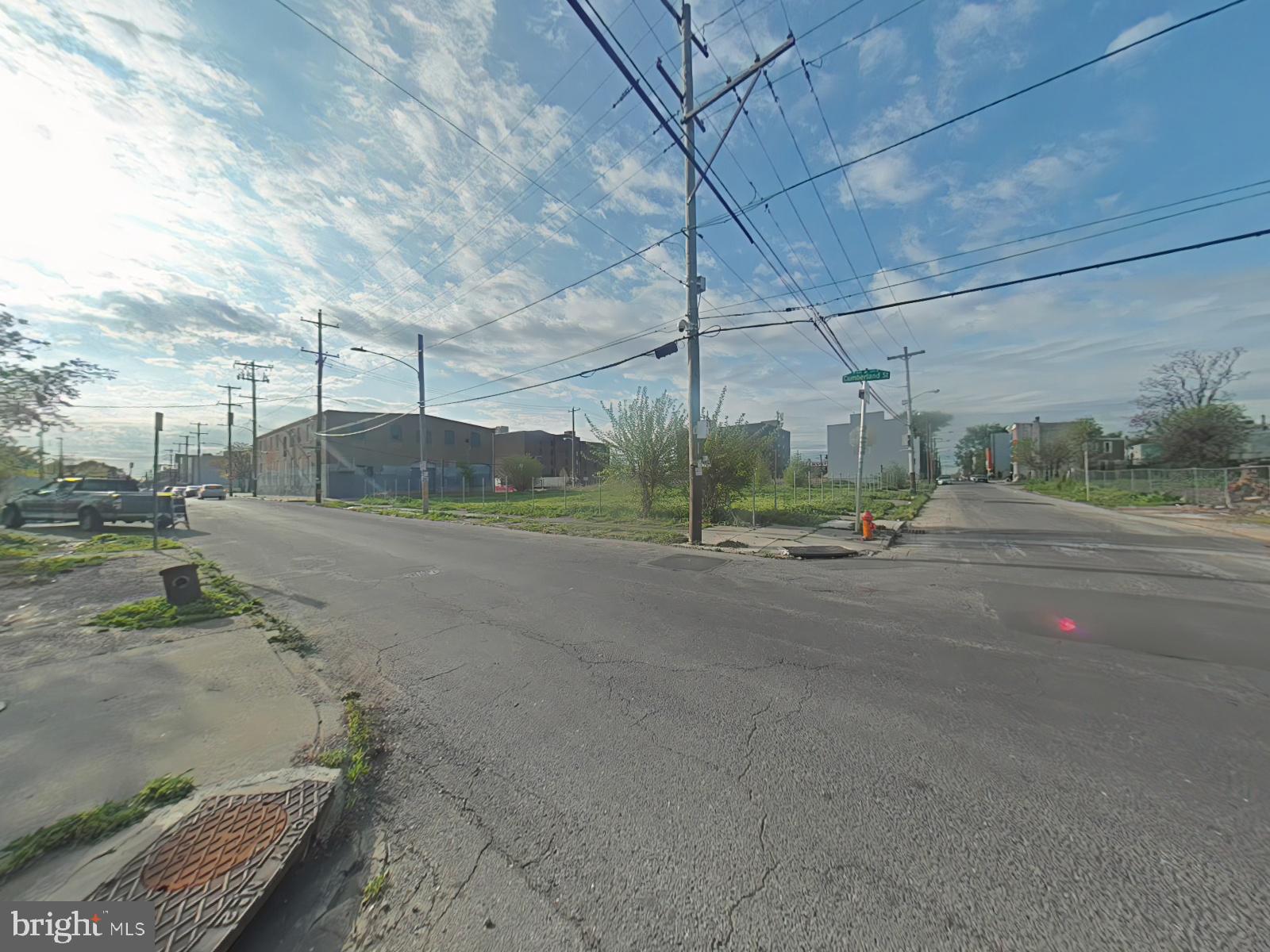 WEST KENSINGTON - Land