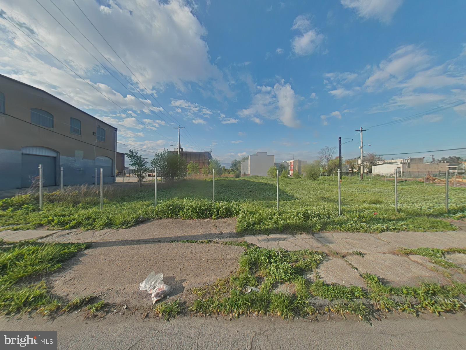 WEST KENSINGTON - Land