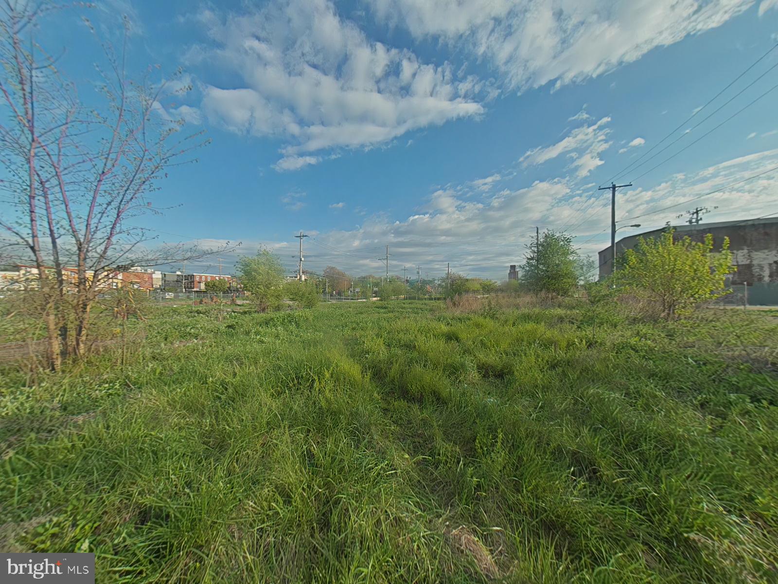 WEST KENSINGTON - Land