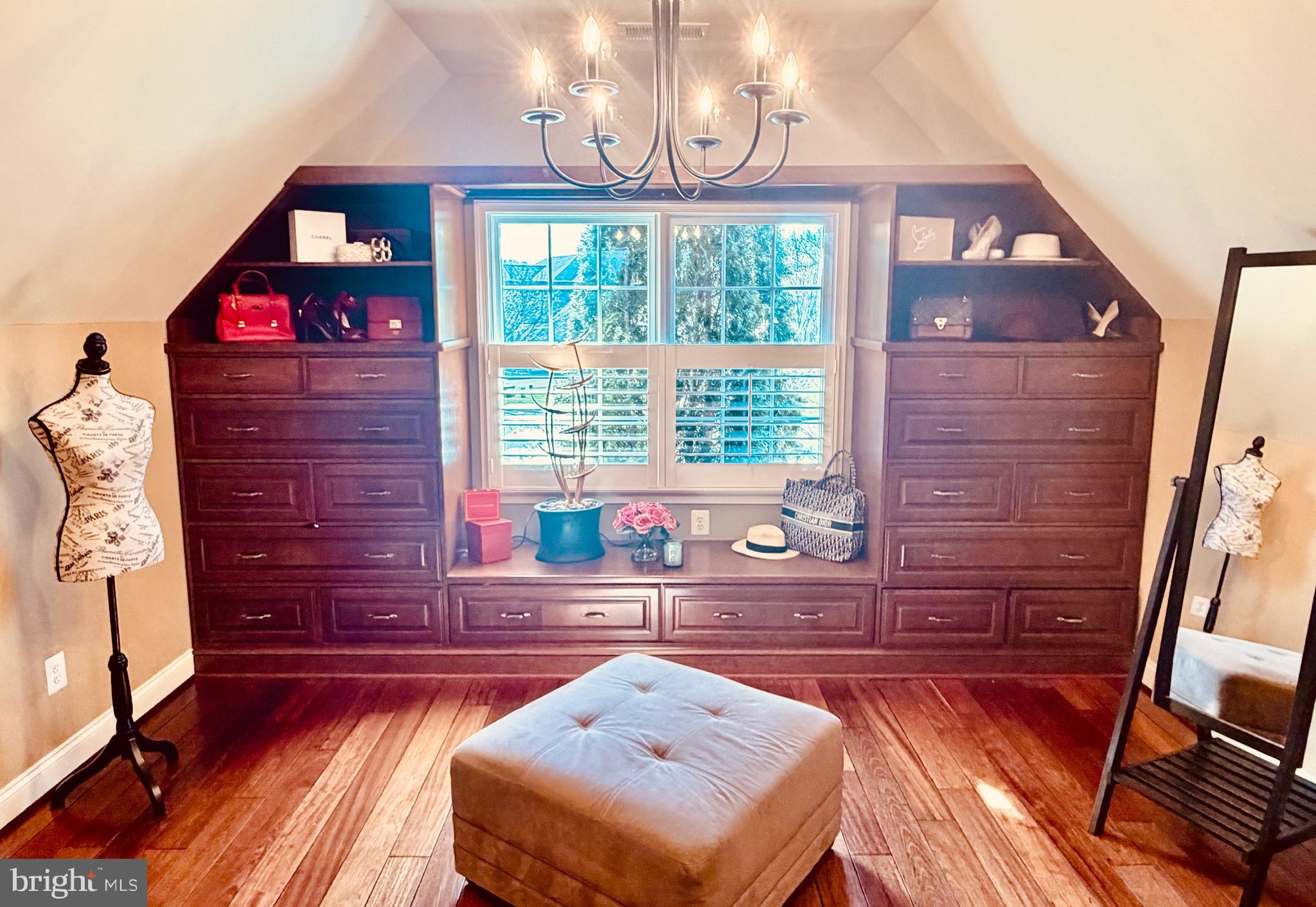 DOMINION VALLEY COUNTRY CLUB - Residential