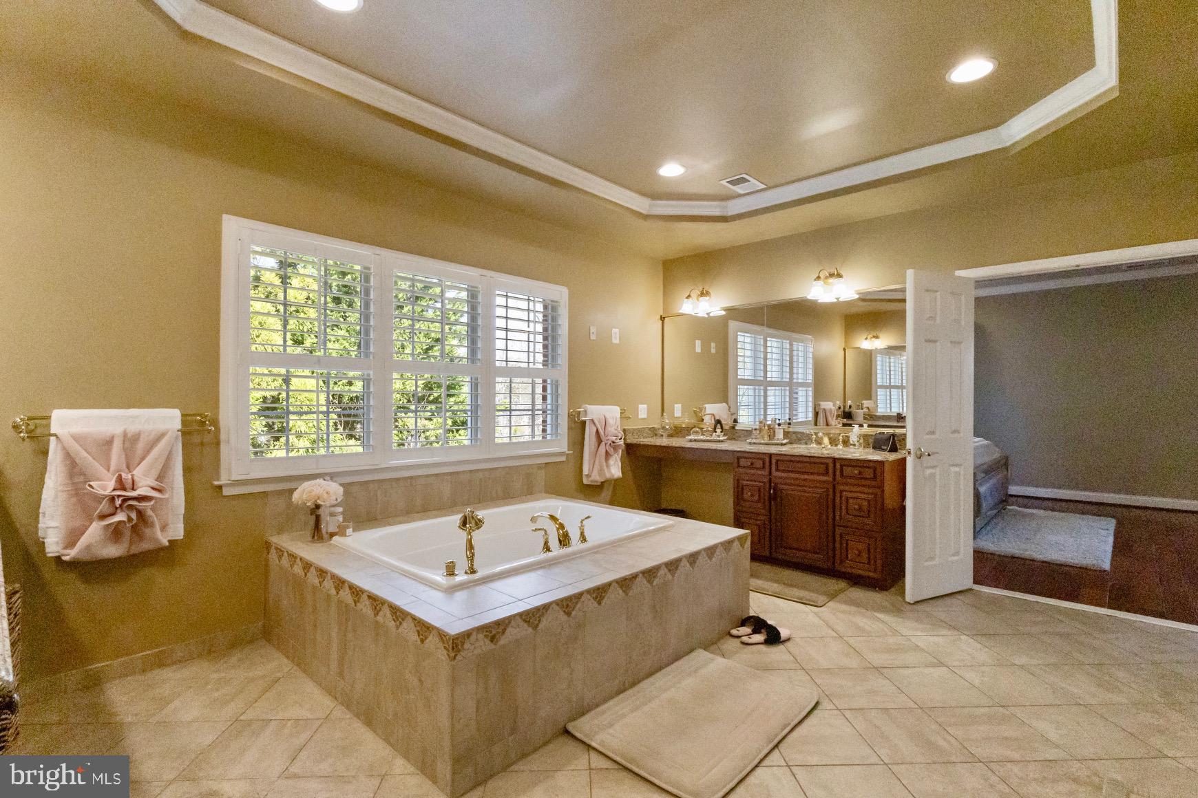 DOMINION VALLEY COUNTRY CLUB - Residential