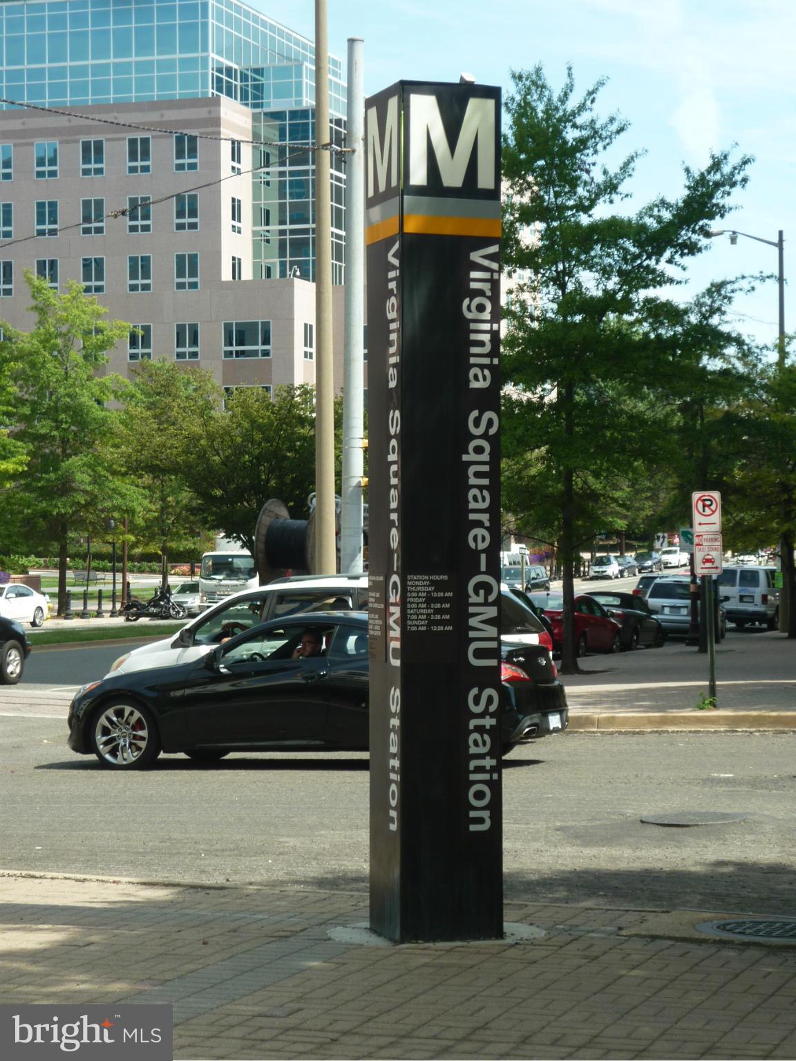 VIRGINIA SQUARE - Residential Lease