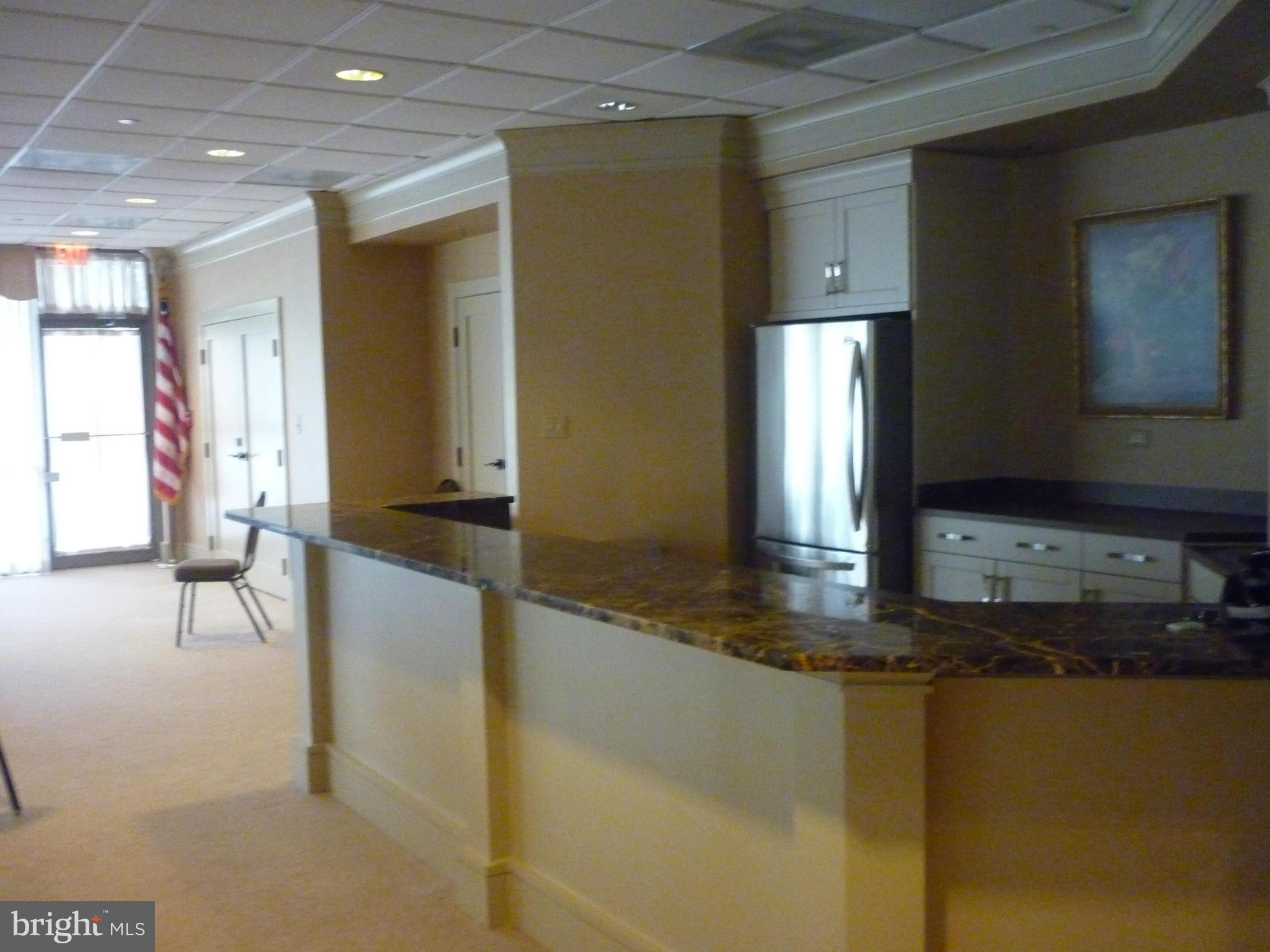 VIRGINIA SQUARE - Residential Lease