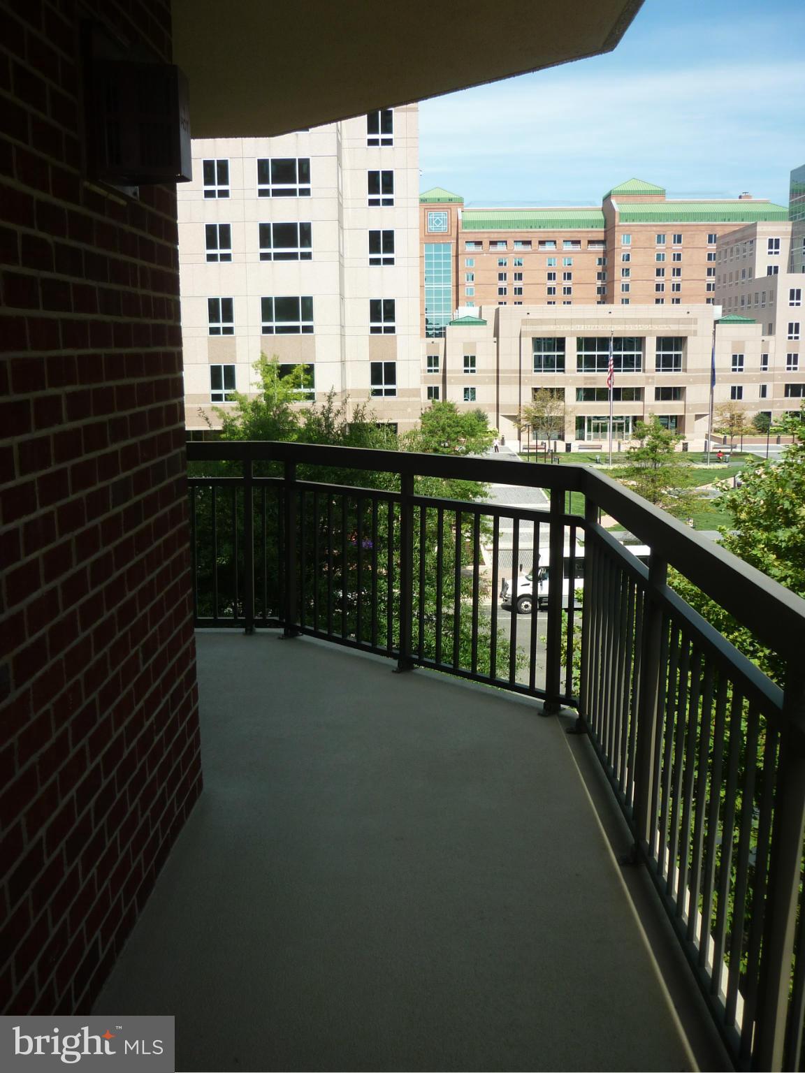 VIRGINIA SQUARE - Residential Lease