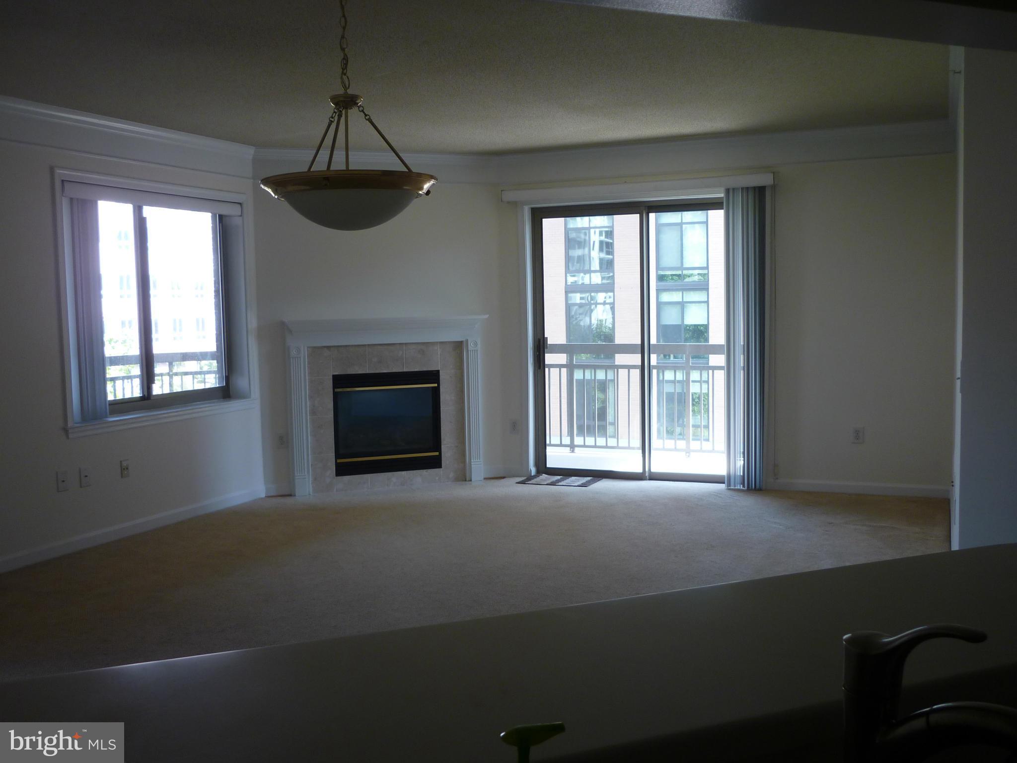 VIRGINIA SQUARE - Residential Lease