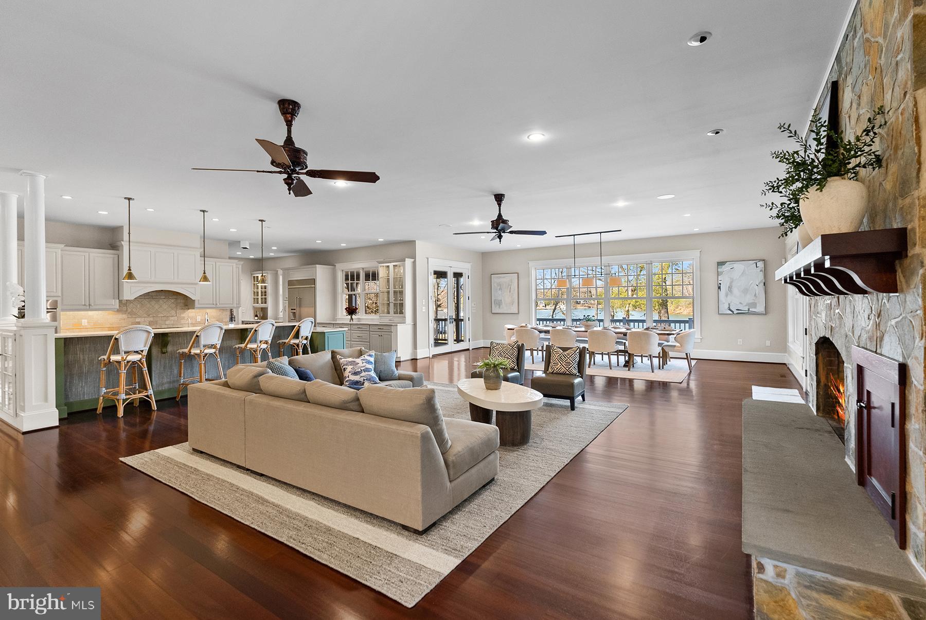 WIMBLEDON FARMS - Residential