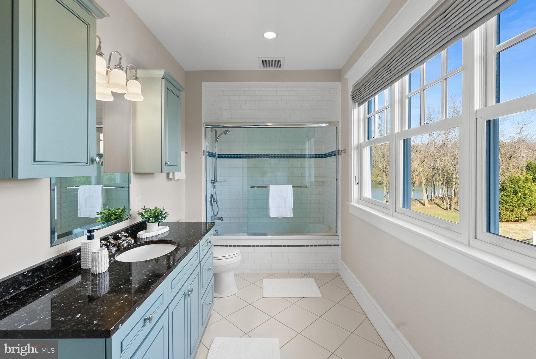 WIMBLEDON FARMS - Residential