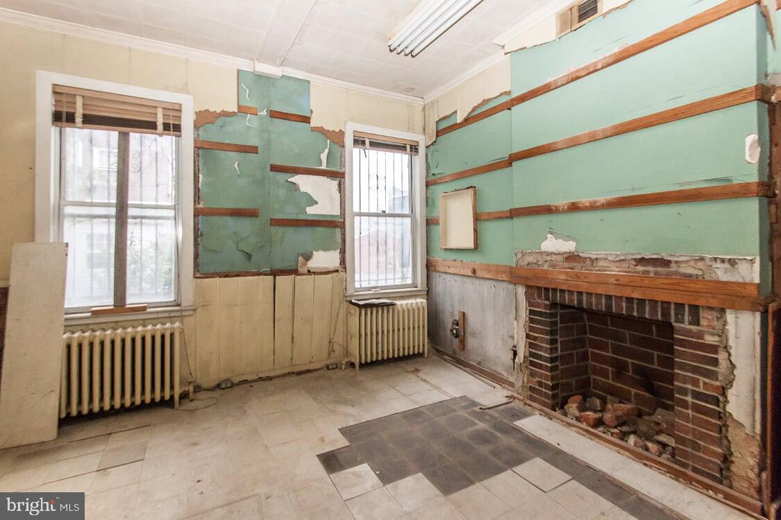 OLD TOWN ALEXANDRIA - Residential