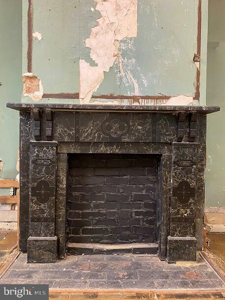 OLD TOWN ALEXANDRIA - Residential