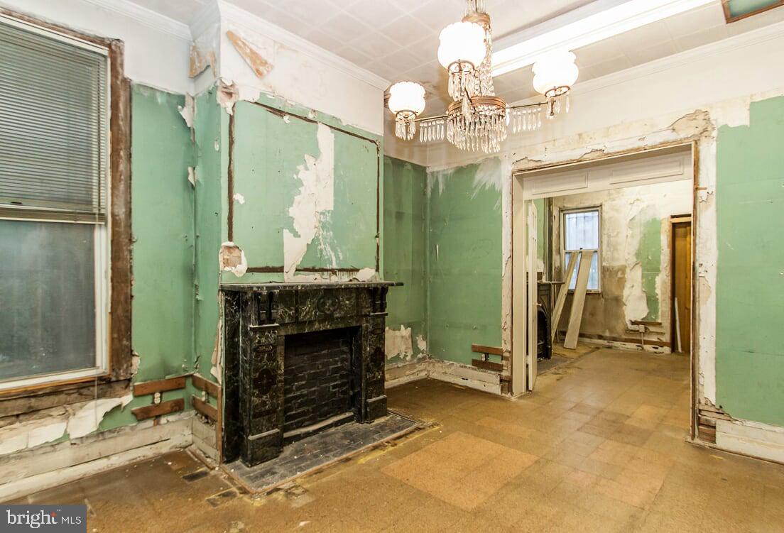 OLD TOWN ALEXANDRIA - Residential