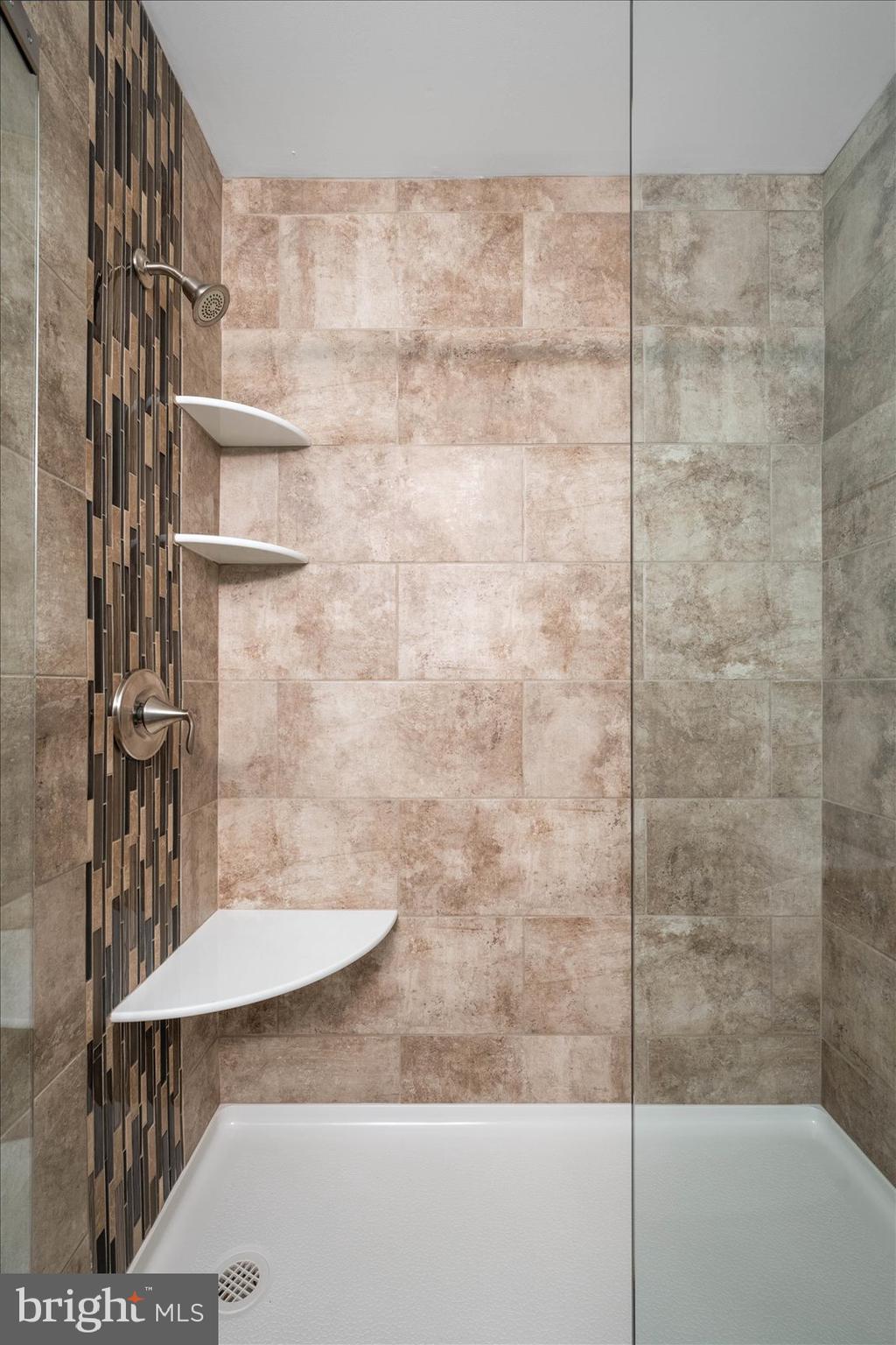 CAINE WOODS - Residential