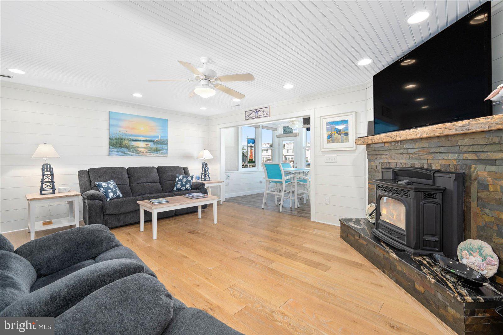 CAINE WOODS - Residential