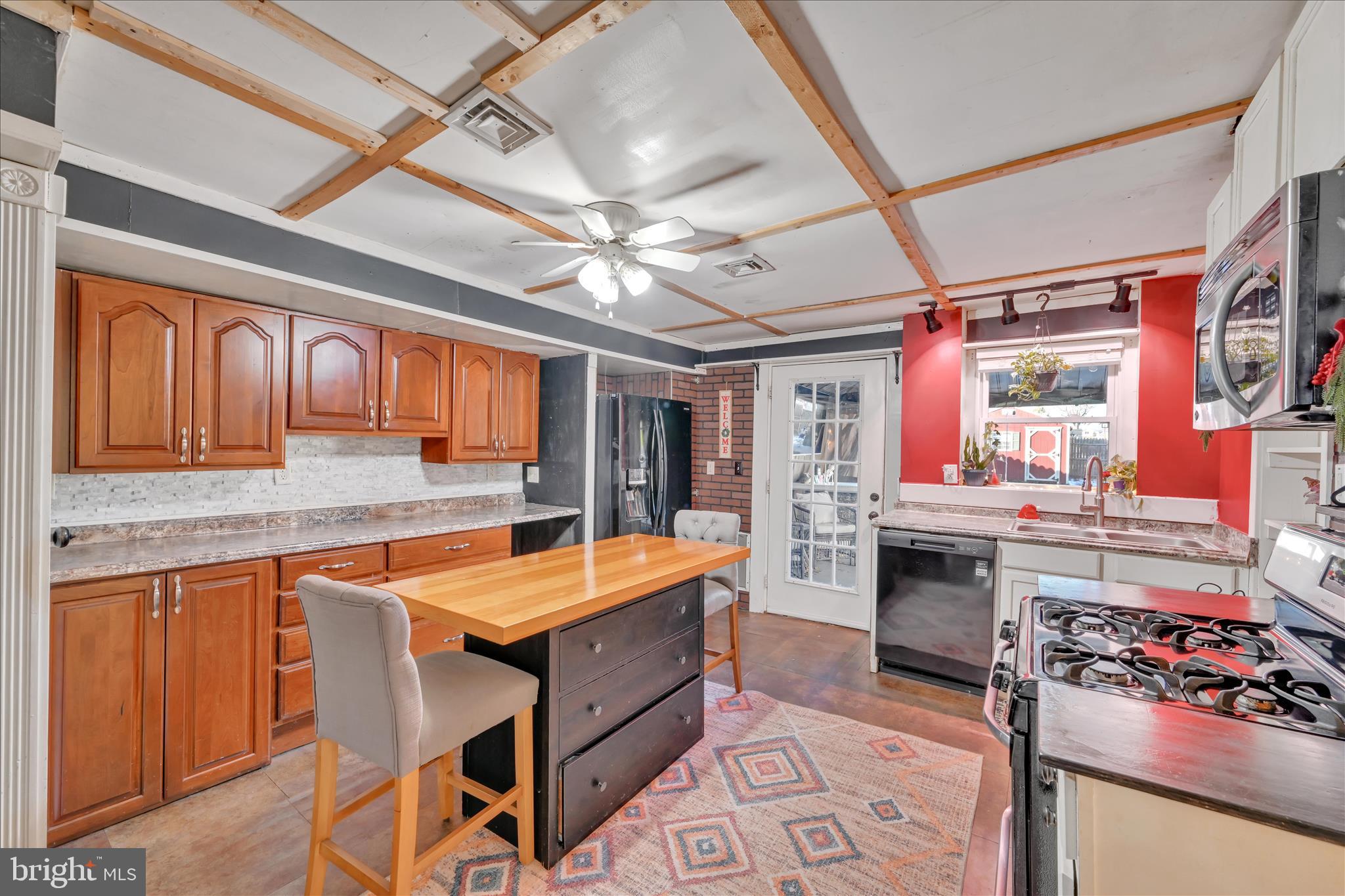 NEWMANSTOWN/SHERIDAN - Residential