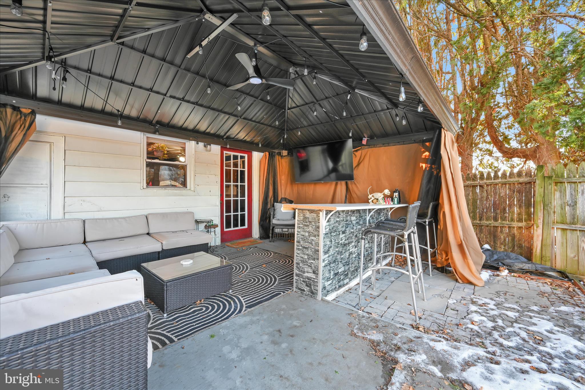 NEWMANSTOWN/SHERIDAN - Residential