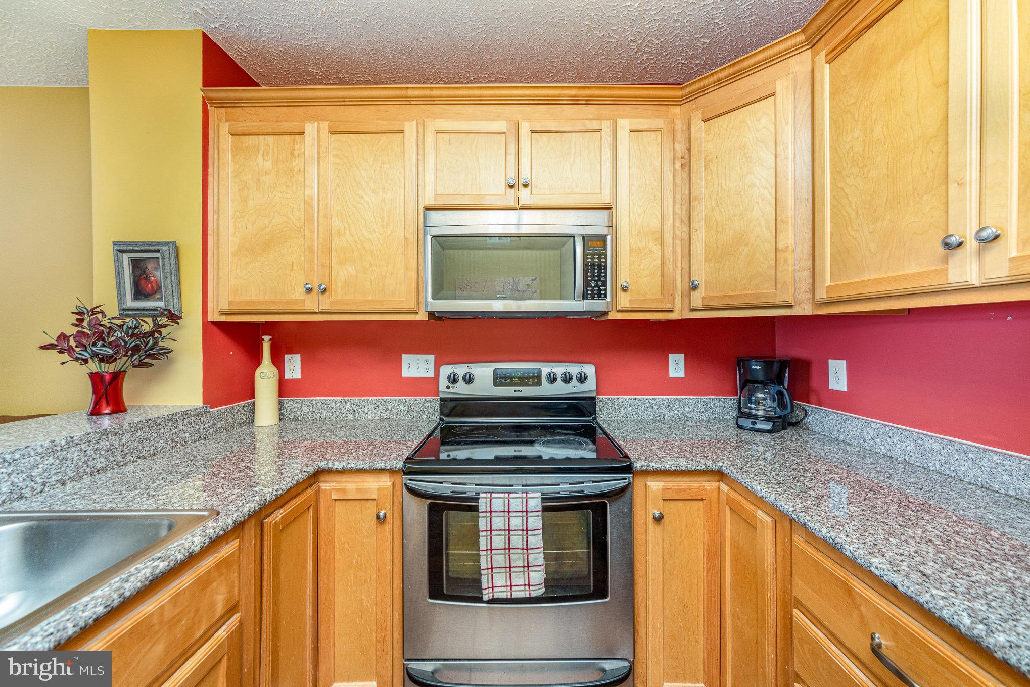 POTOMAC RENAISSANCE - Residential Lease