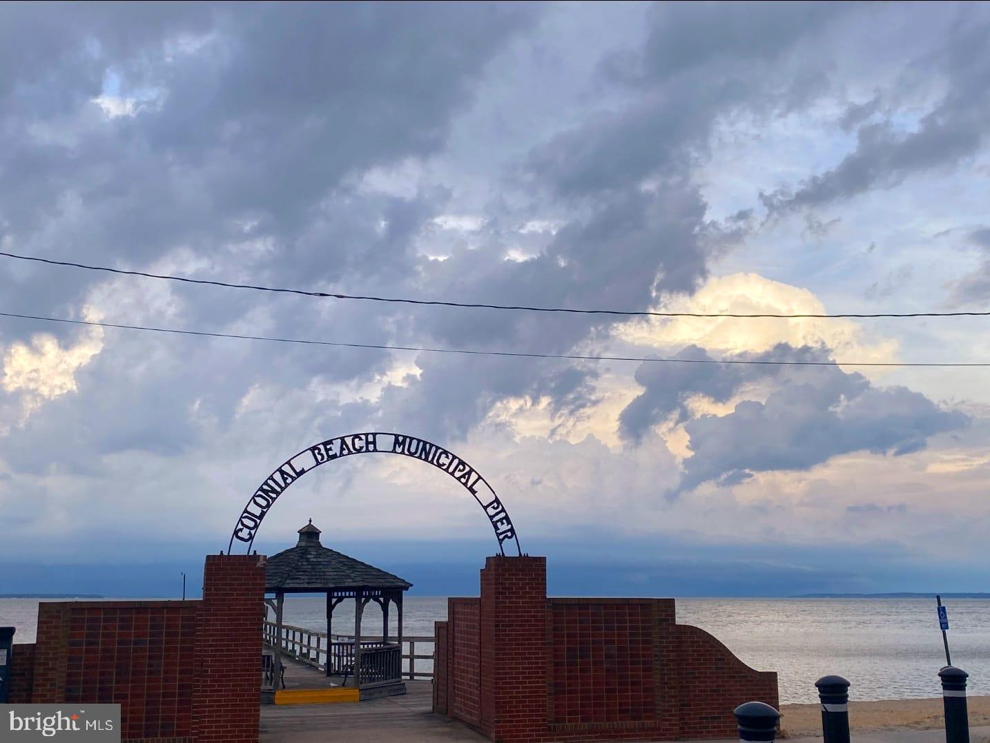 POTOMAC RENAISSANCE - Residential Lease