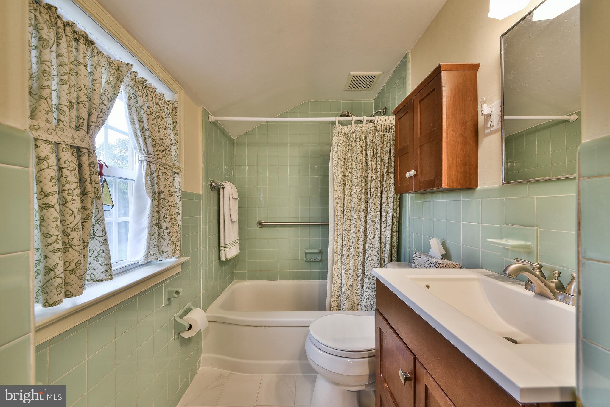 SUNNYBROOK - Residential