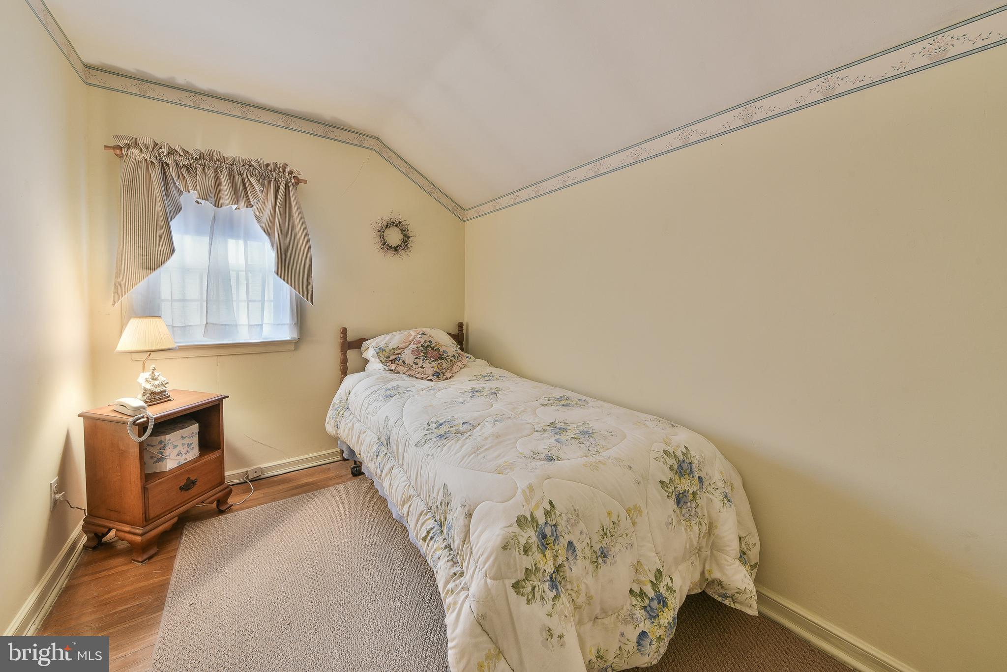 SUNNYBROOK - Residential