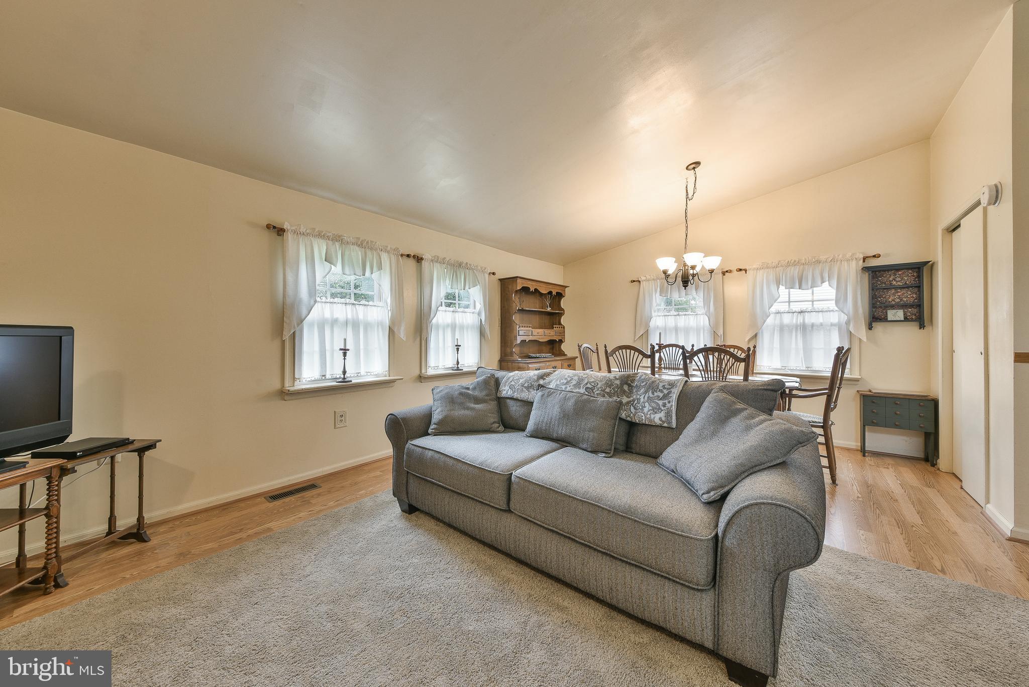 SUNNYBROOK - Residential