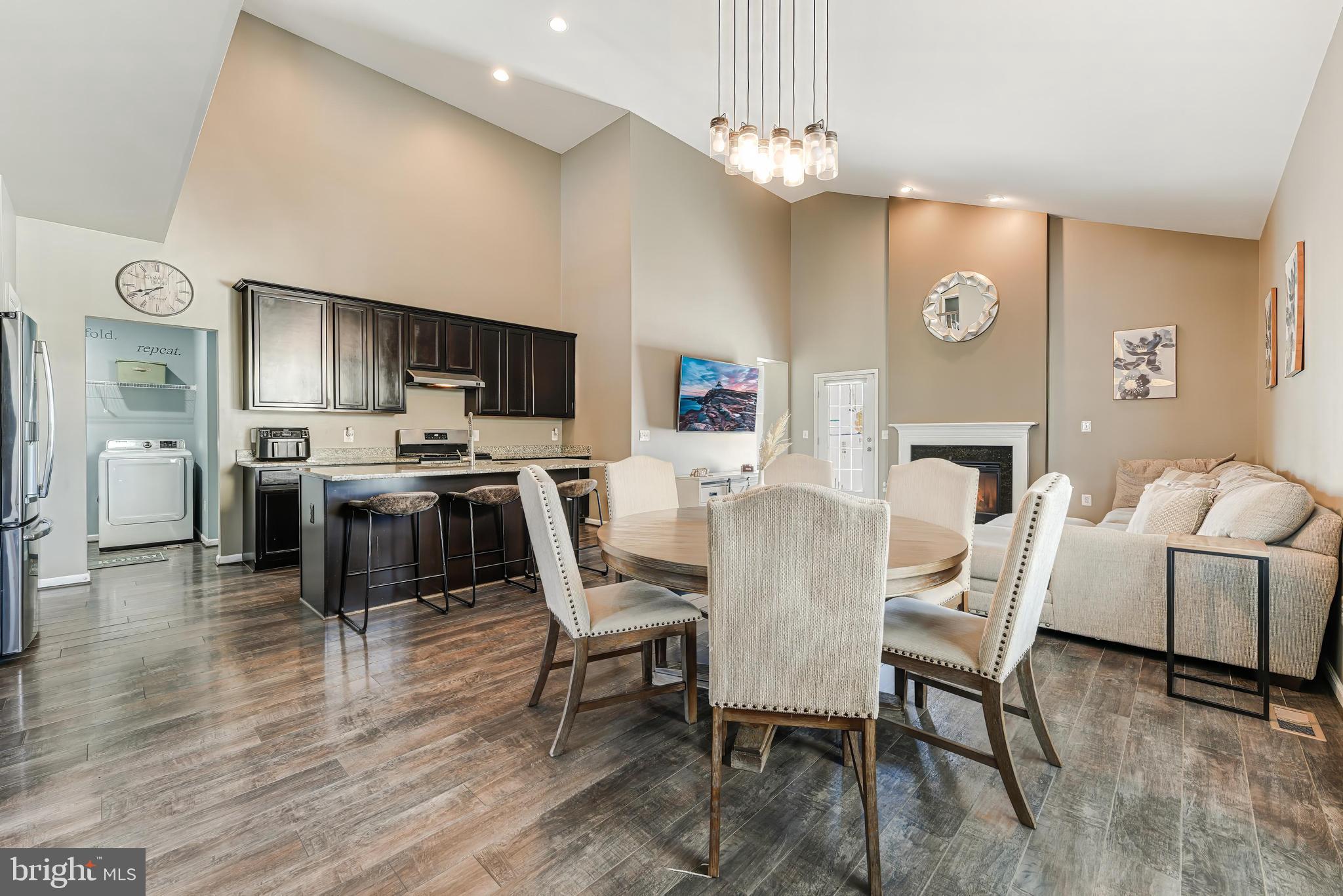 AVENDALE WOODLAND GROVE - Residential