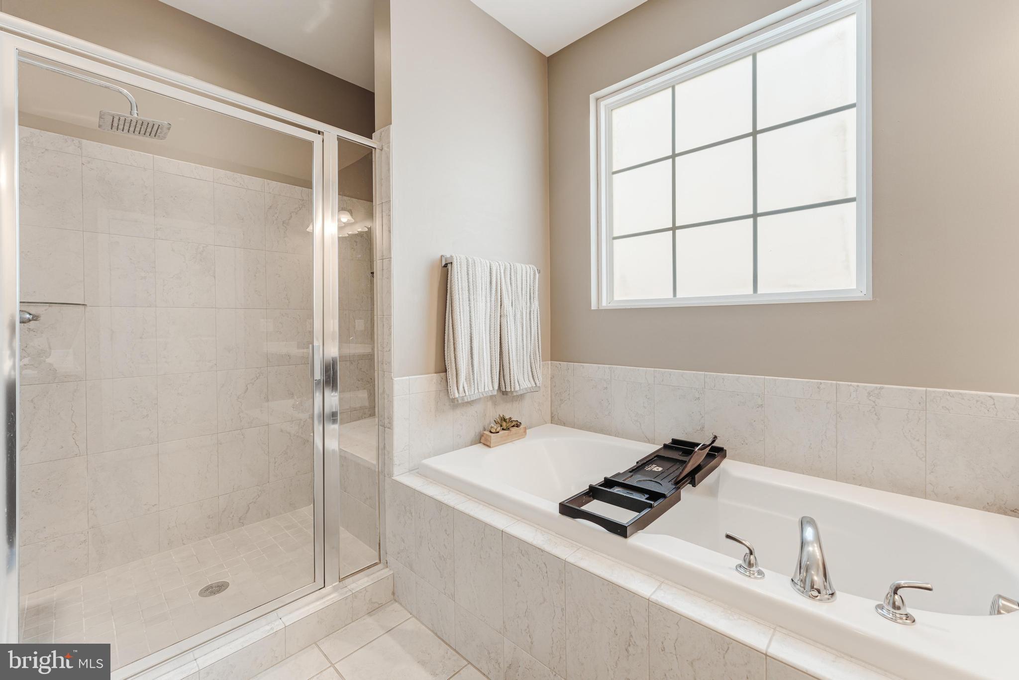 AVENDALE WOODLAND GROVE - Residential