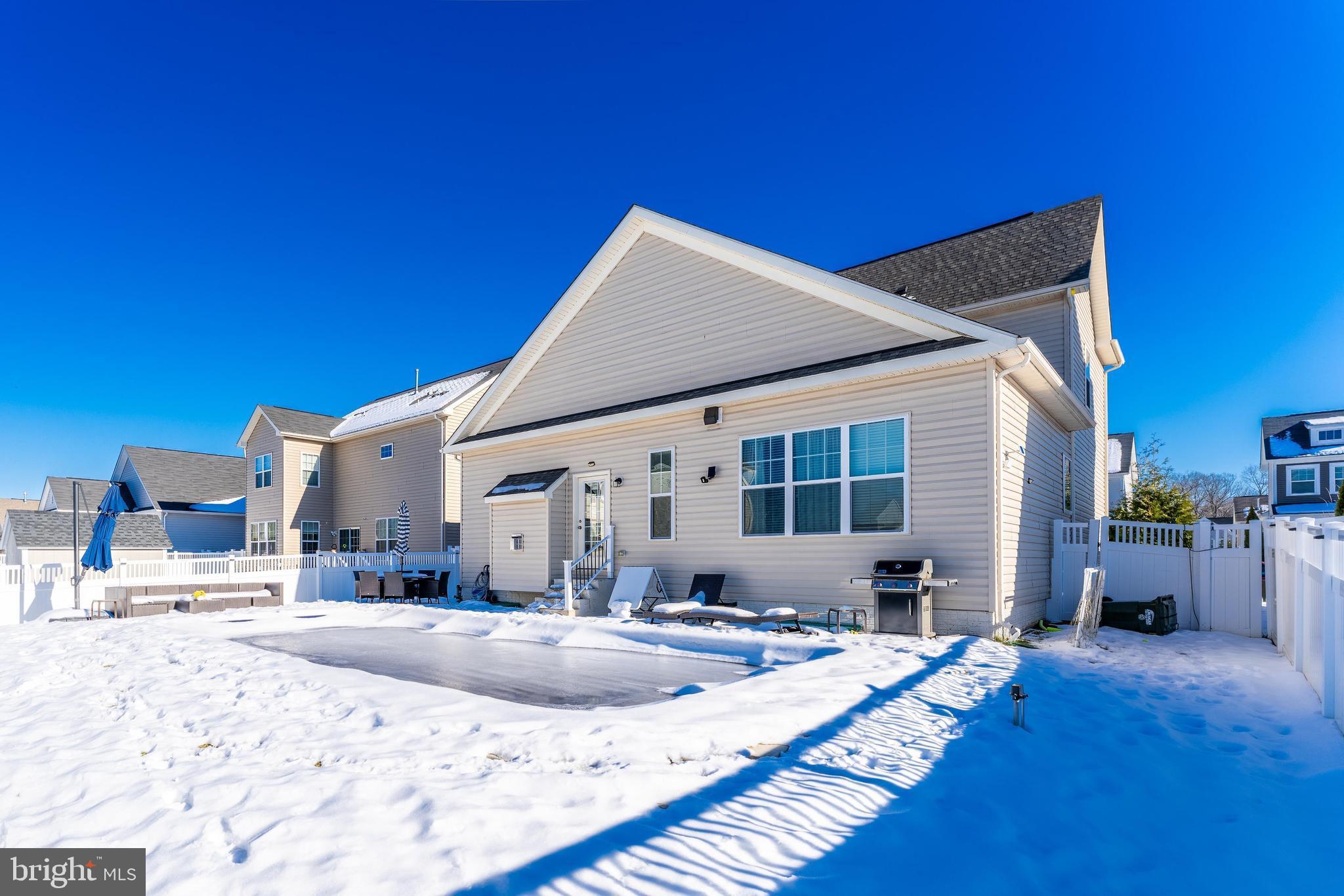 AVENDALE WOODLAND GROVE - Residential