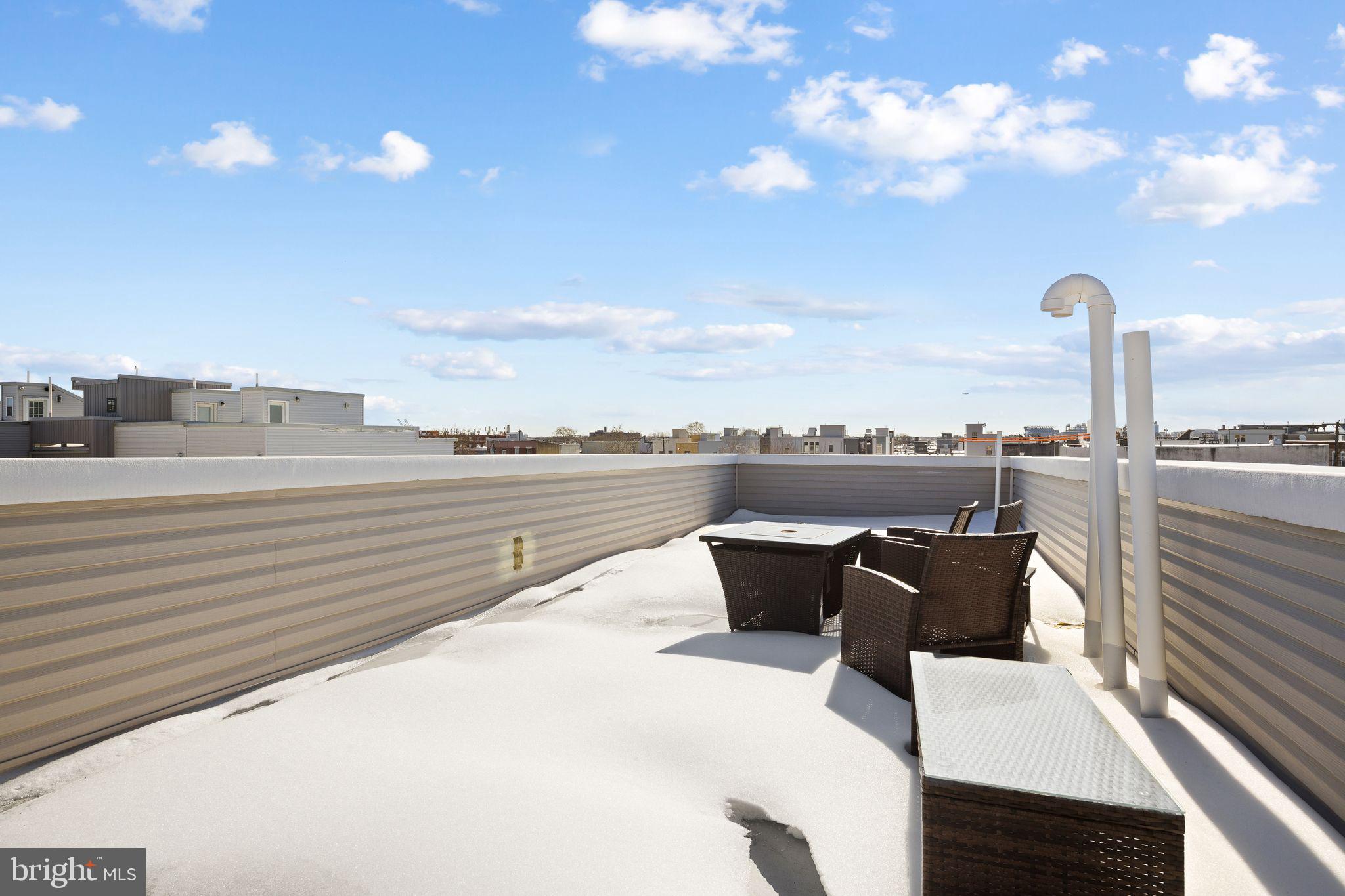 DICKINSON NARROWS - Residential