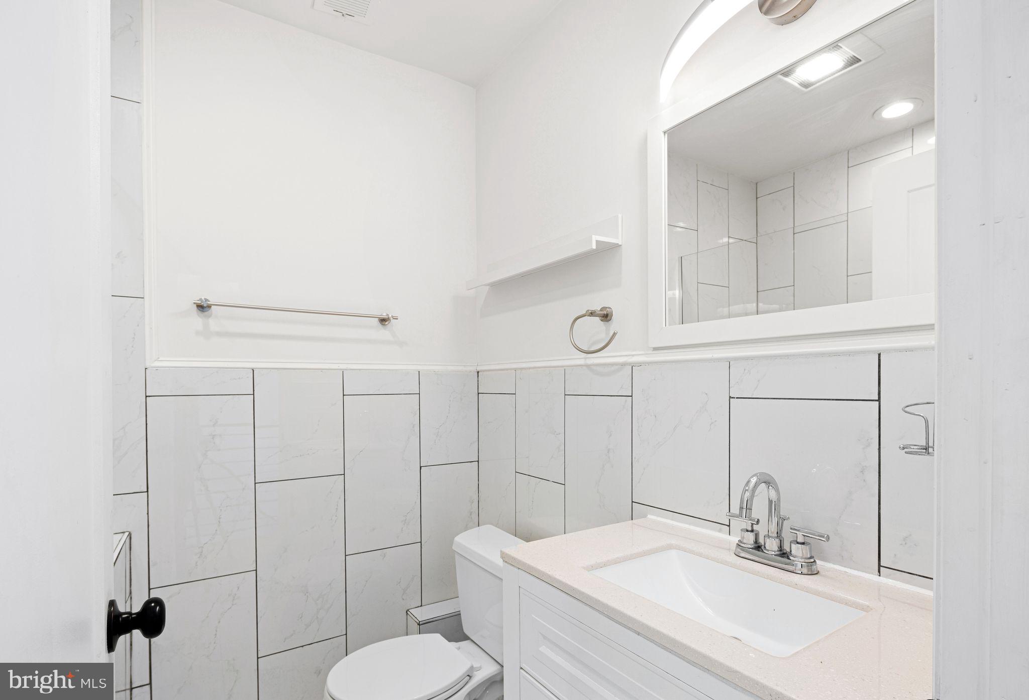 DICKINSON NARROWS - Residential