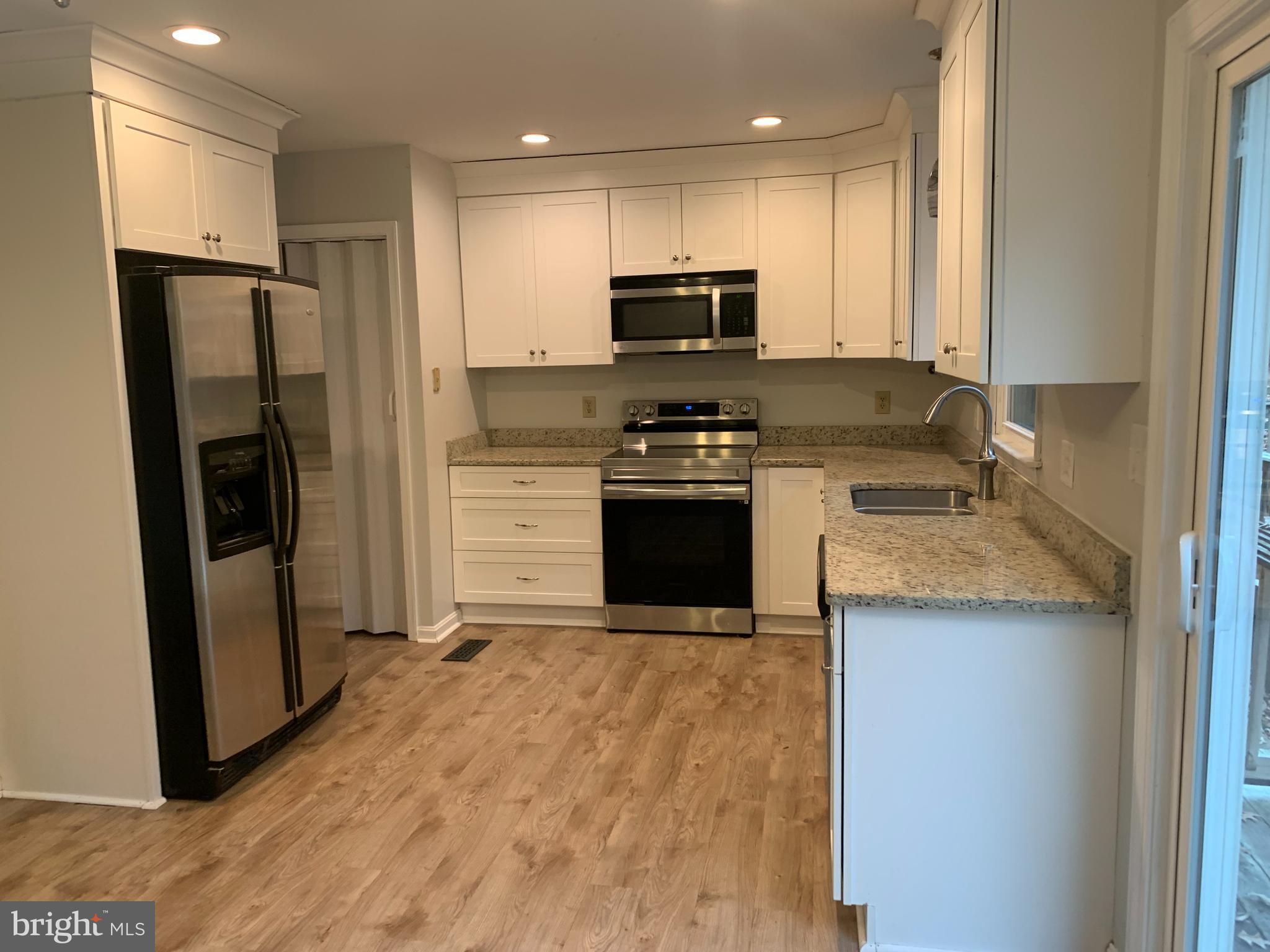 BAYBERRY - Residential Lease