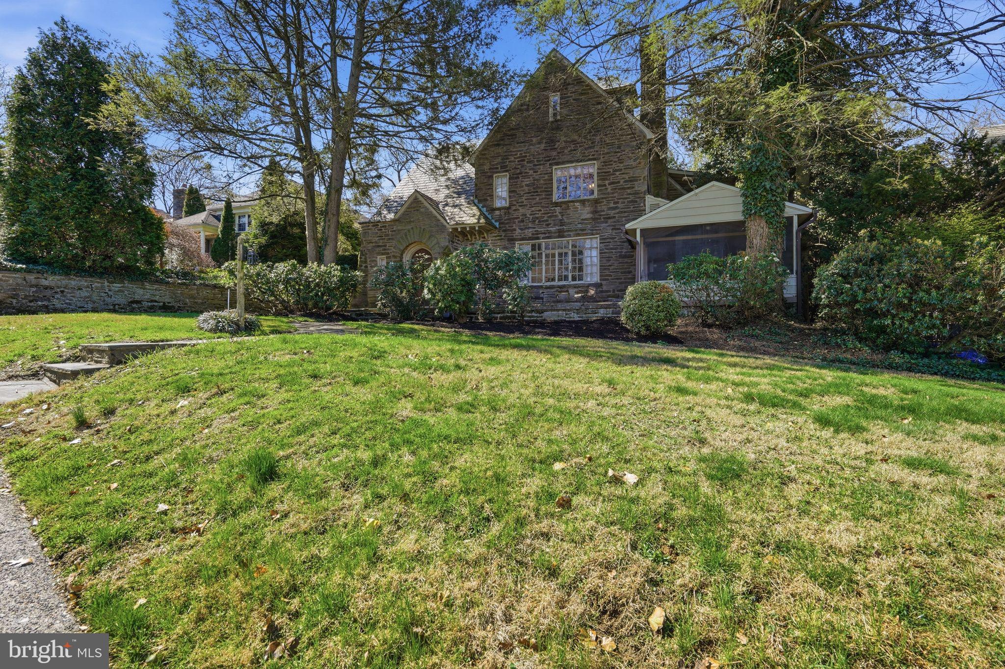 ELKINS PARK - Residential