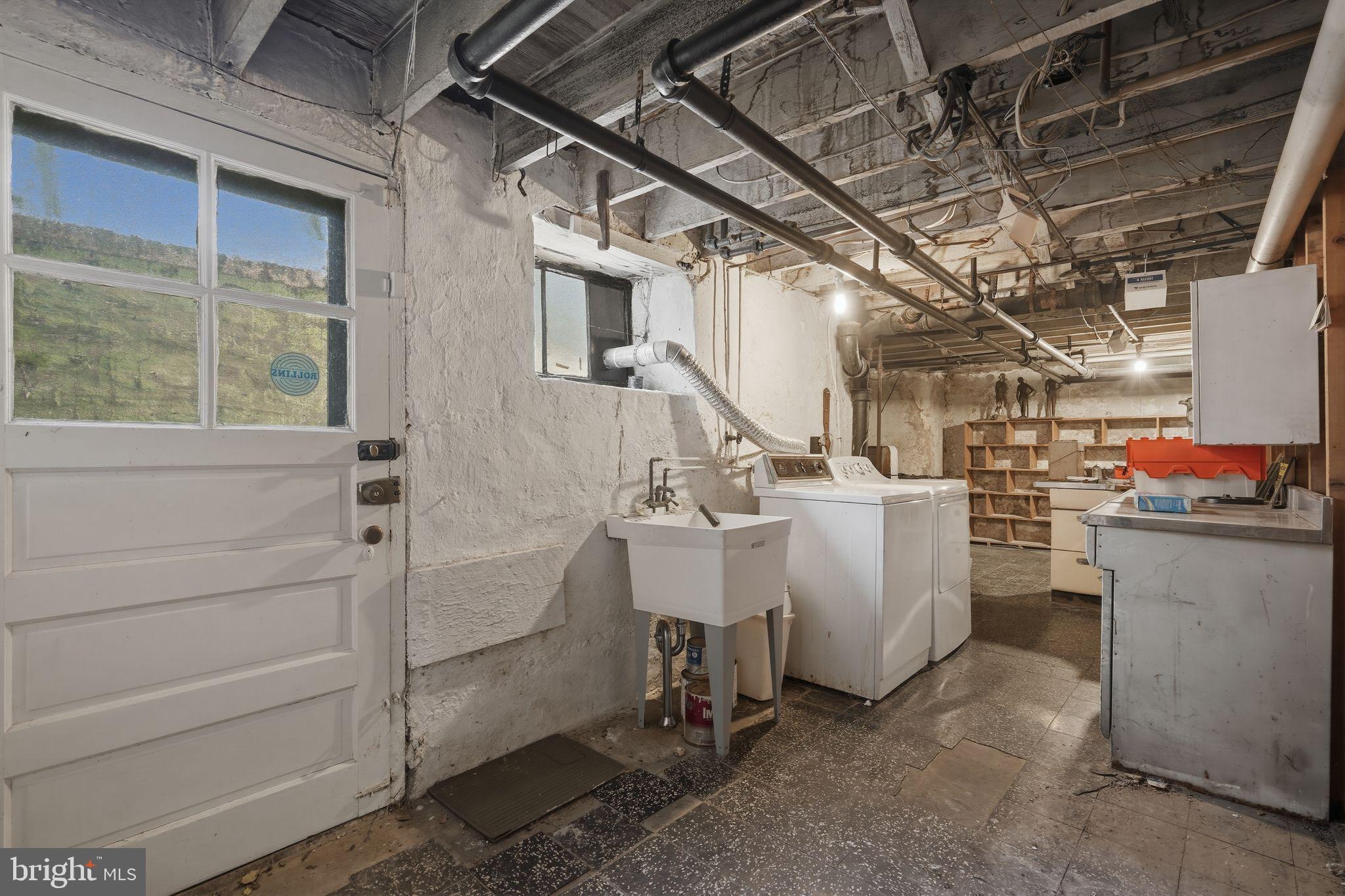 ELKINS PARK - Residential