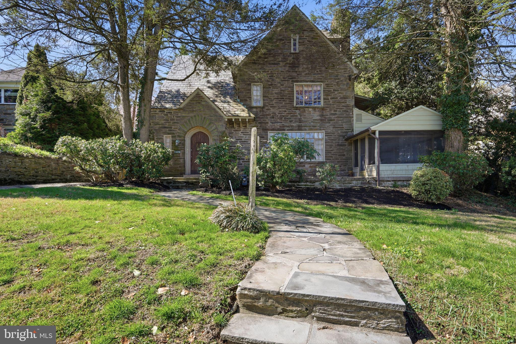 ELKINS PARK - Residential