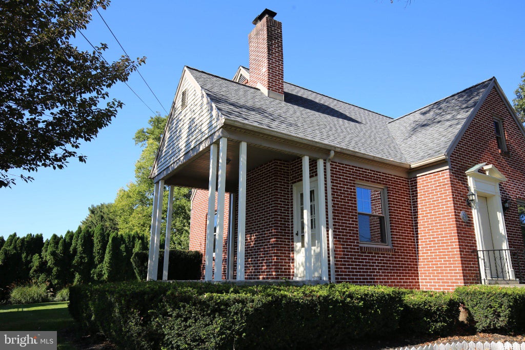 Photo of 26 N Penn Street, MANHEIM, PA 17545 (MLS # PALA2097030)