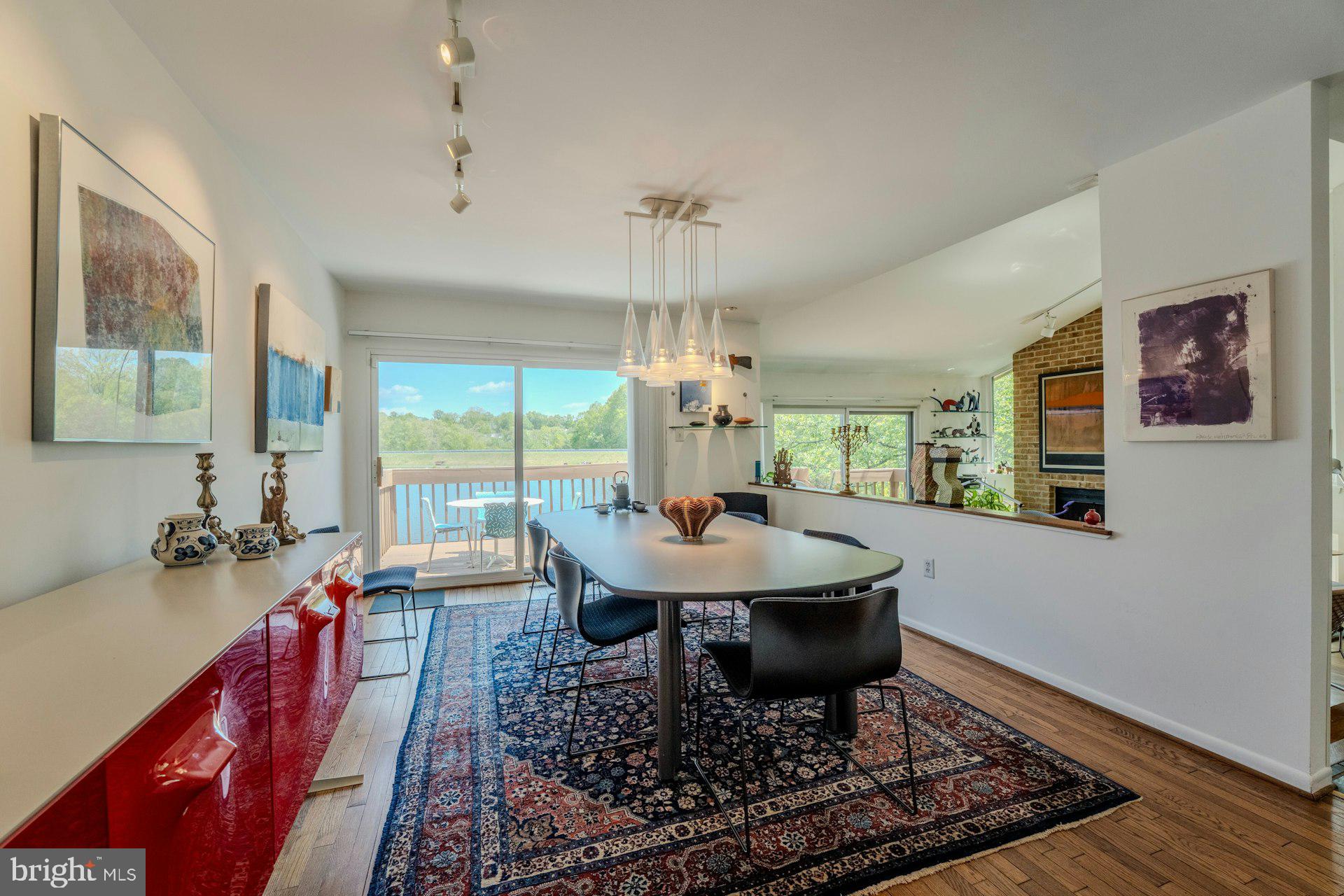 LAKEWINDS II - Residential